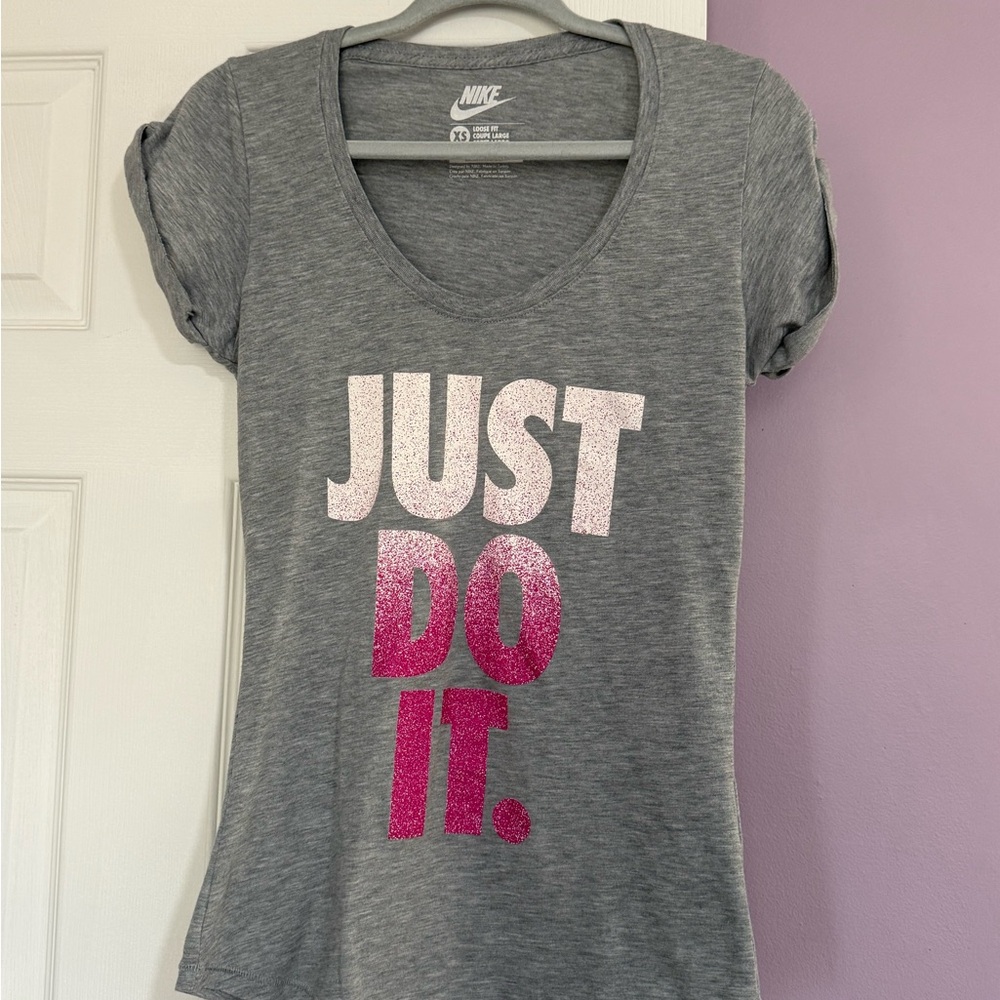 Nike Gray Tee with Pink 'Just Do It' Print